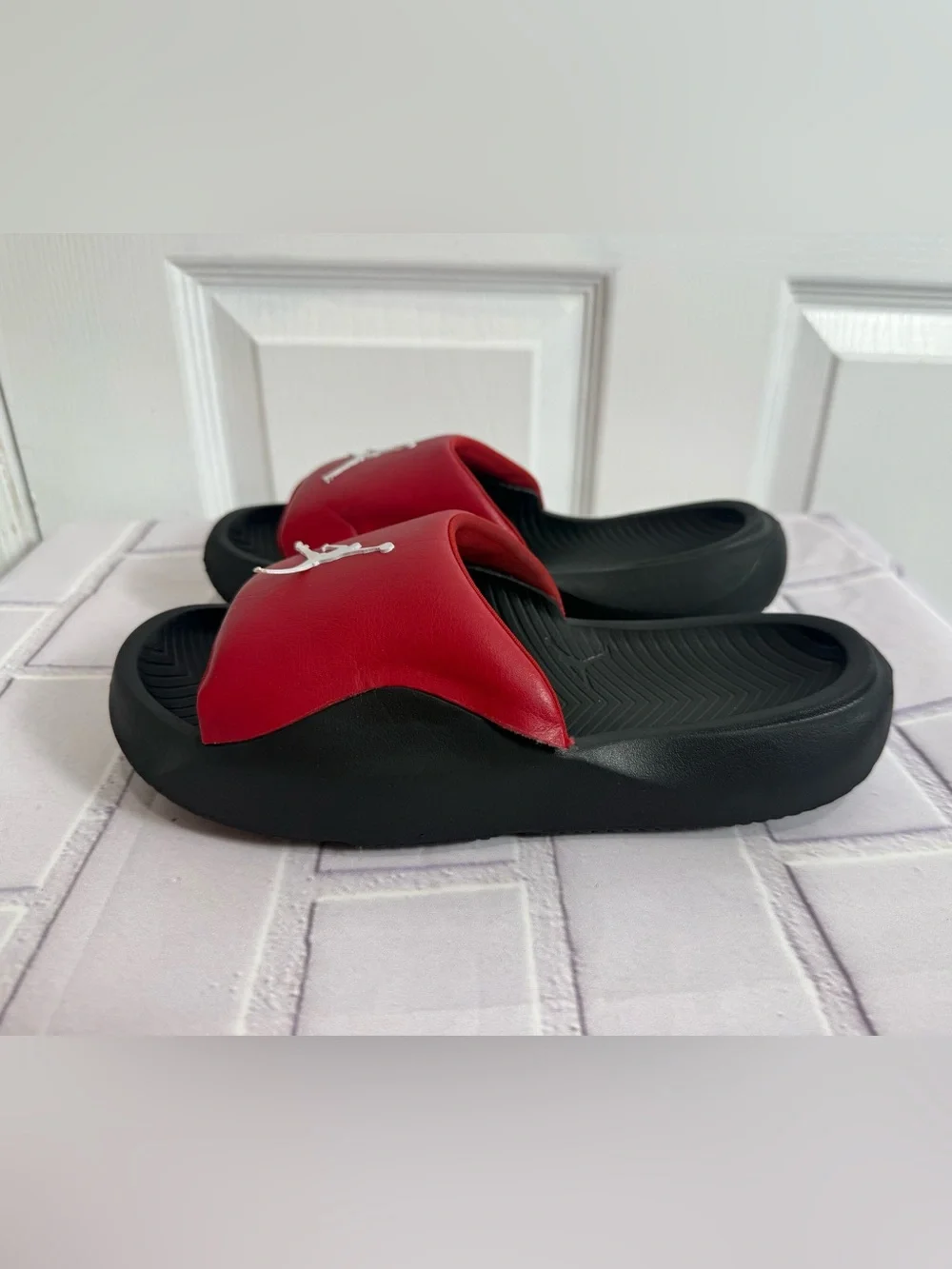 Jordan Red & Black Slide Sandals Youth Size 7Y | Comfortable Casual Slides